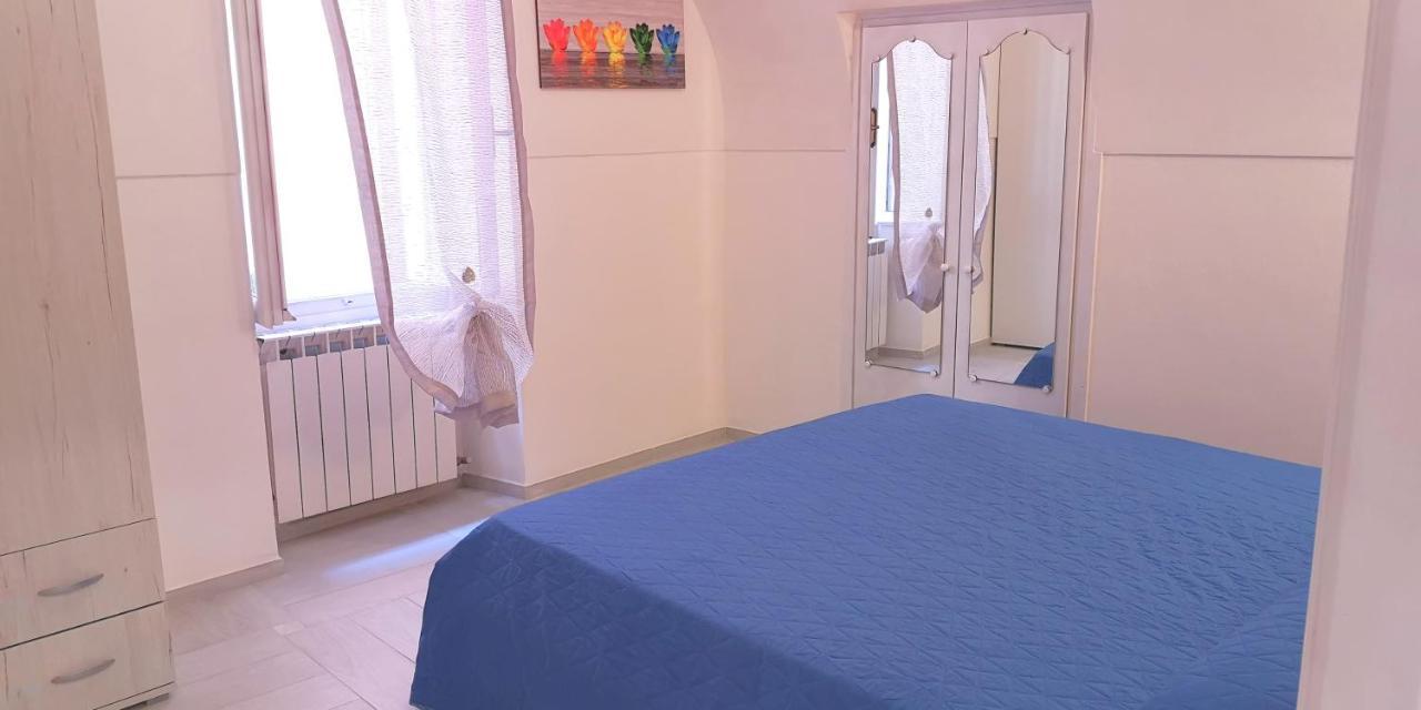 A Casa Di Fede Appartement Dolceacqua Buitenkant foto