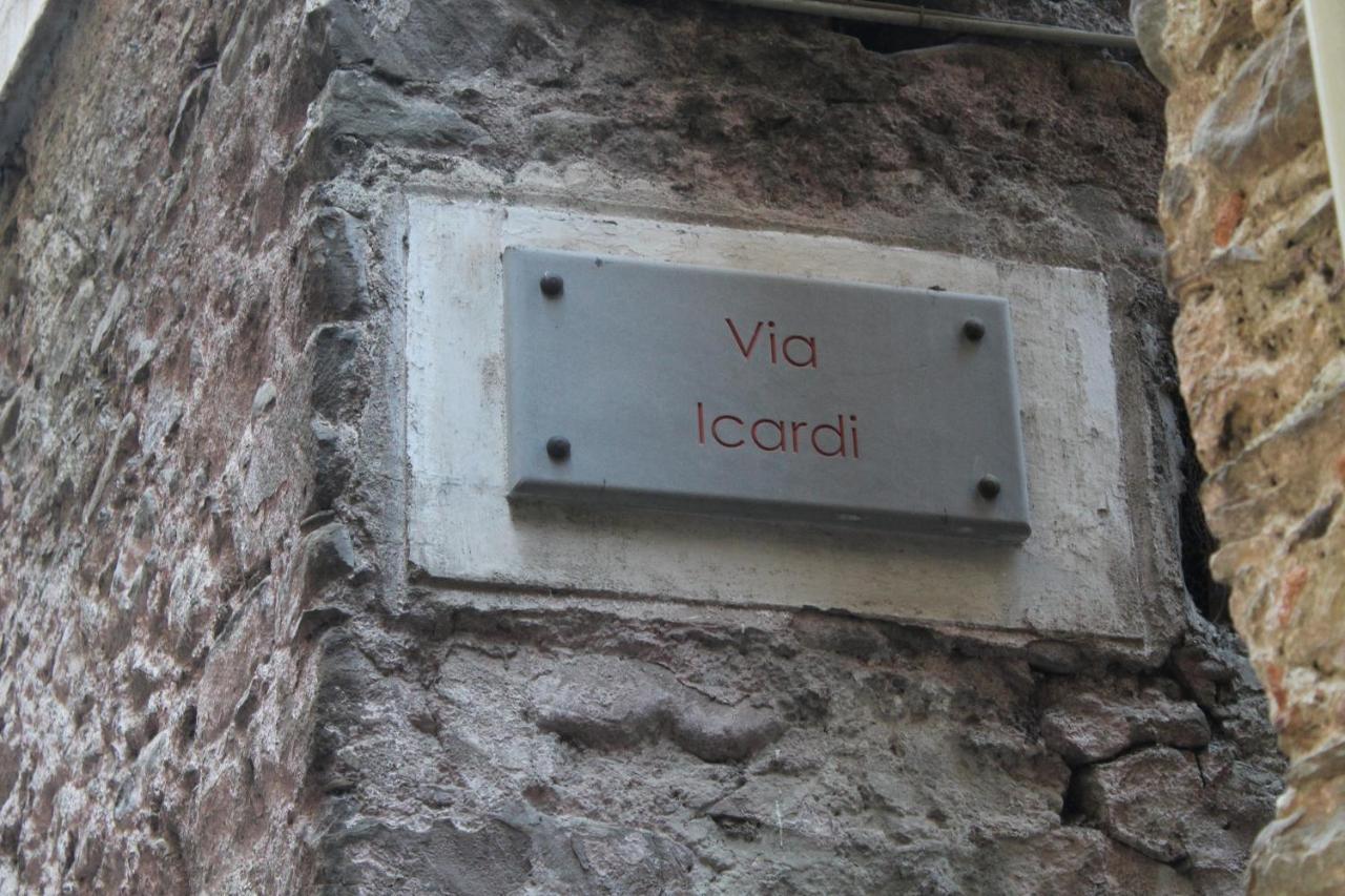 A Casa Di Fede Appartement Dolceacqua Buitenkant foto