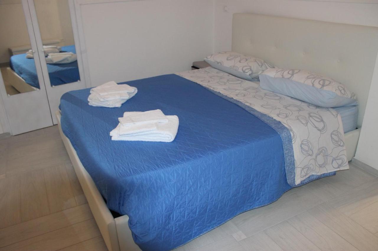A Casa Di Fede Appartement Dolceacqua Buitenkant foto