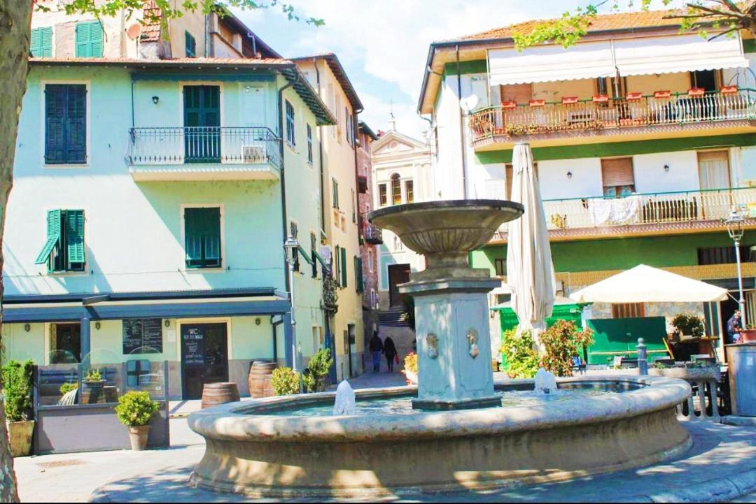 A Casa Di Fede Appartement Dolceacqua Buitenkant foto